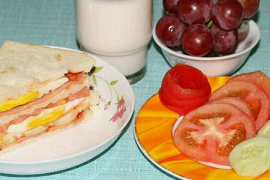 健康营养五要素，饮食、运动、休息、心态与社交的重要性