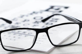 如何缓解眼睛模糊问题?自媒体人的自我保护指南